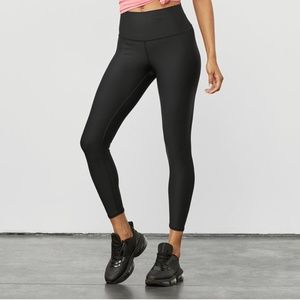 Alo Yoga 7/8 High-Waist Airlift Legging